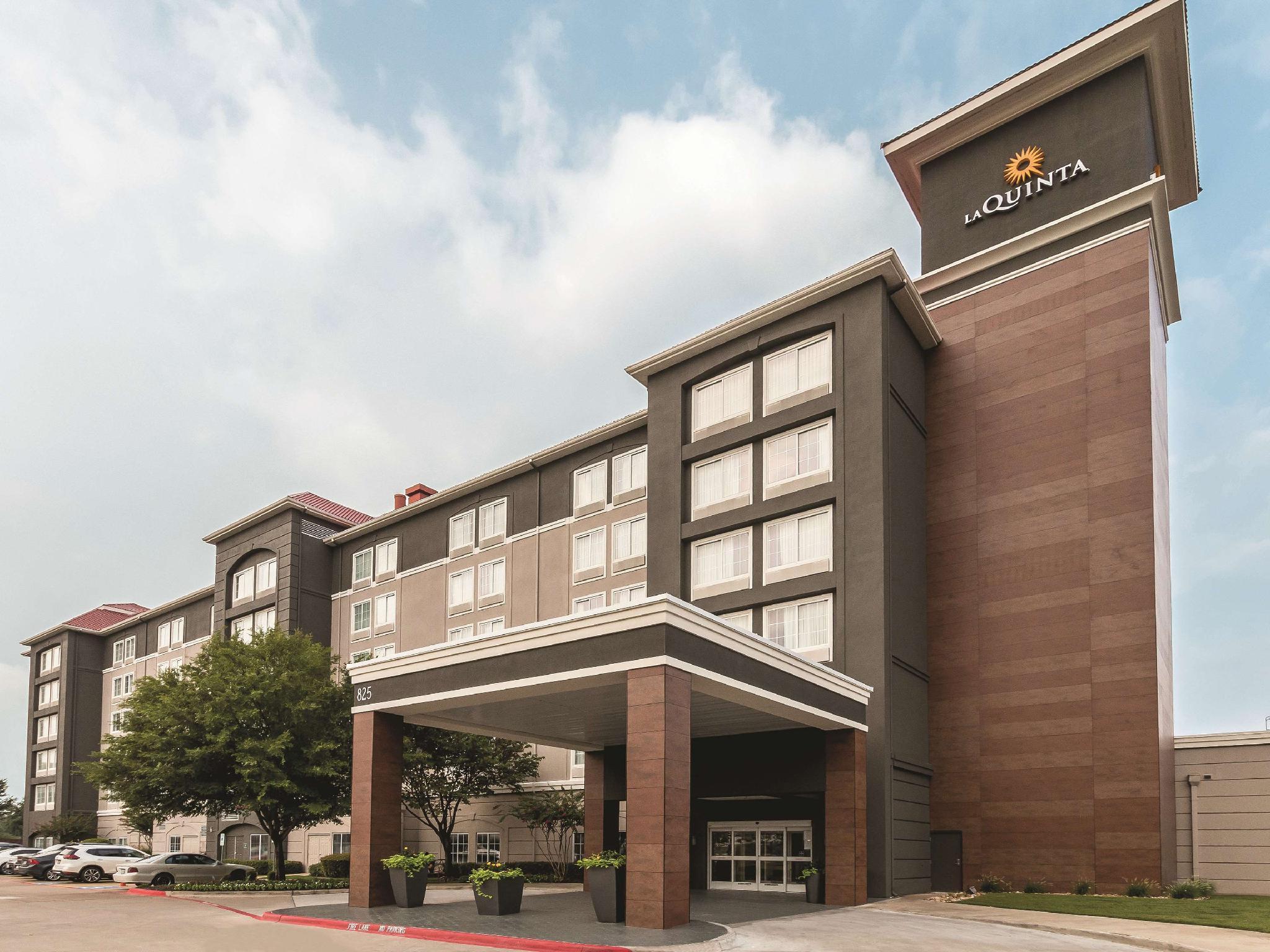 La Quinta By Wyndham Arlington North 6 Flags Dr Hotell Eksteriør bilde